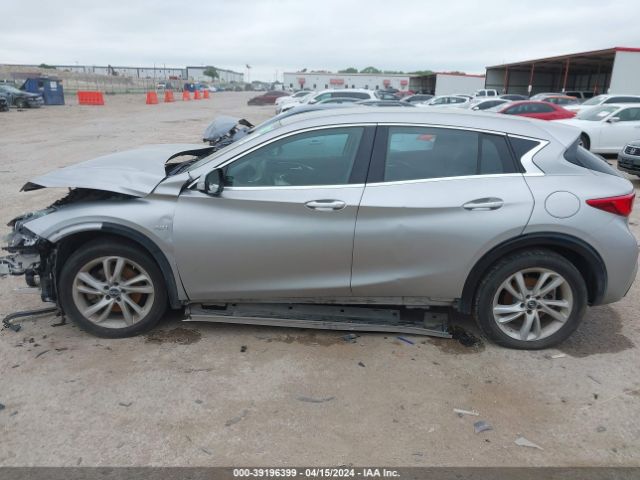 SJKCH5CP9JA050836 Infiniti Qx30 Luxury