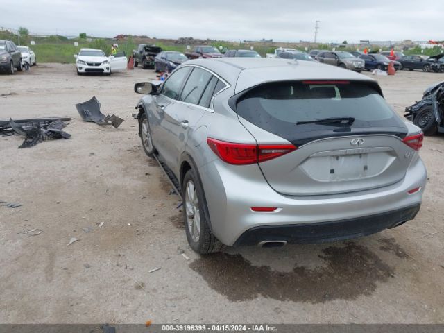 SJKCH5CP9JA050836 Infiniti Qx30 Luxury