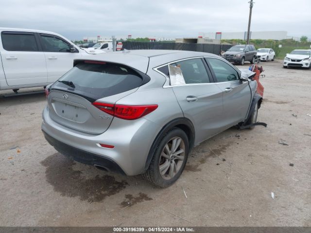 SJKCH5CP9JA050836 Infiniti Qx30 Luxury