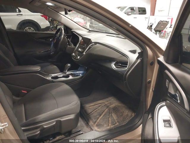 Chevrolet MALIBU LT 2018 1G1ZD5ST1JF256364 Image 5