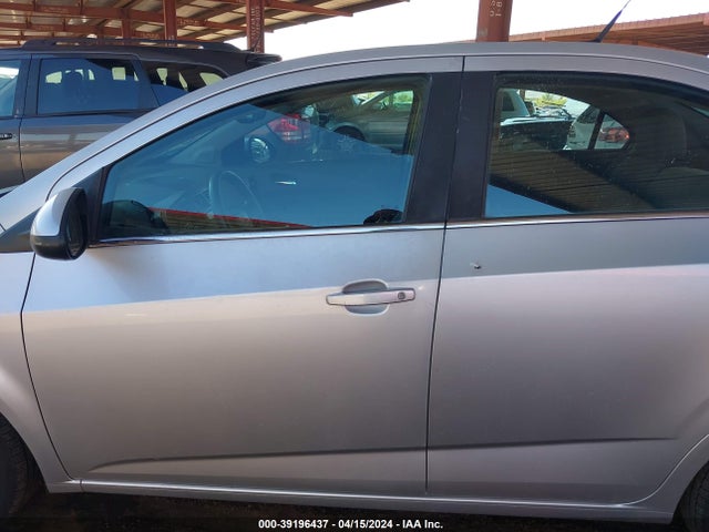 Chevrolet Sonic Lt Auto 2014 1G1JC5SG4E4100694 Image 14