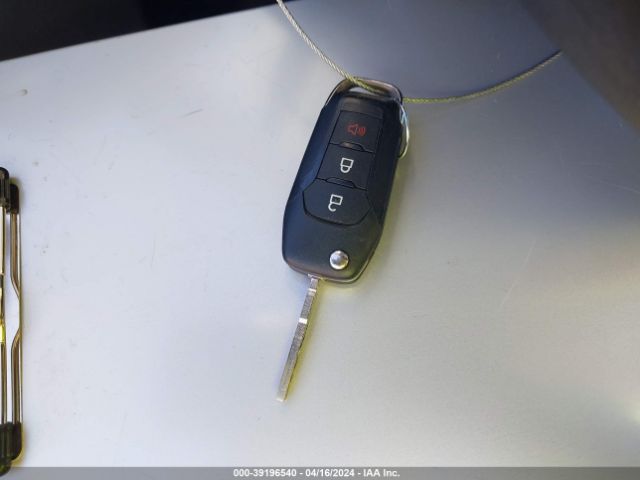 3FTTW8E36PRA18137 Ford Maverick Xlt