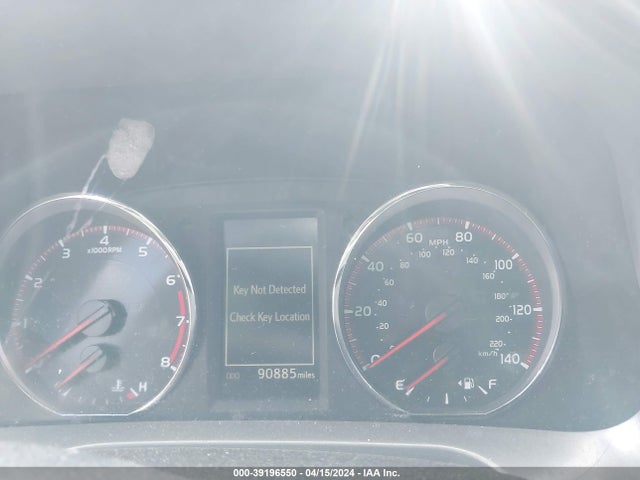 Toyota RAV4 SE 2018 2T3NFREV2JW491858 Image 7