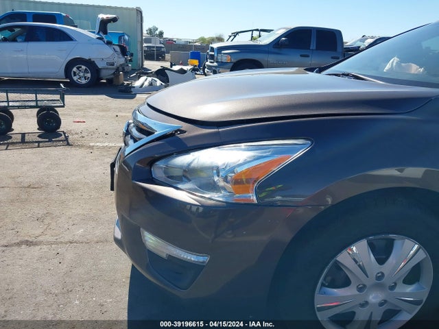 Nissan Altima 2.5 S 2015 1N4AL3AP5FN907644 Image 17