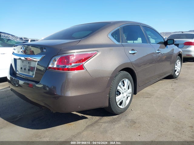 Nissan Altima 2.5 S 2015 1N4AL3AP5FN907644 Image 4