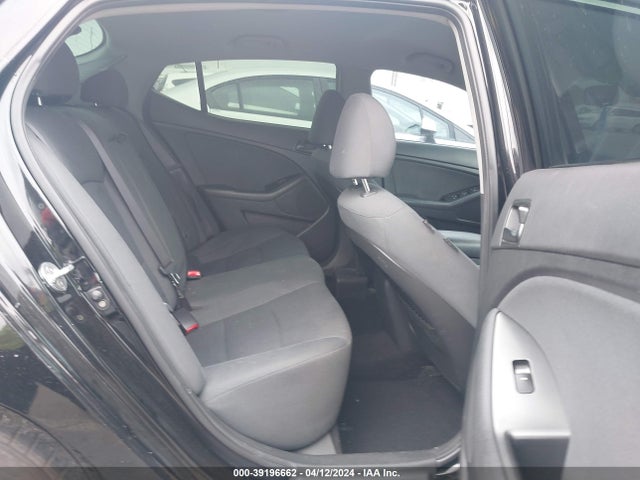 KIA Optima Lx 2015 KNAGM4A7XF5664675 Image 8