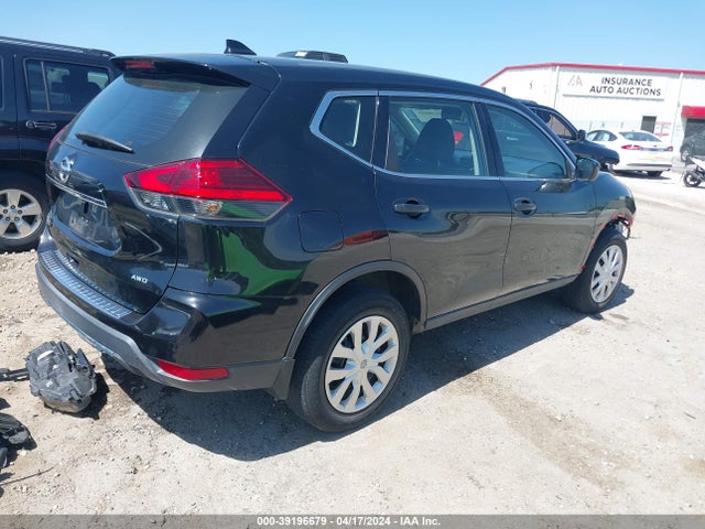 Nissan ROGUE S 2017 KNMAT2MV6HP611831 Image 4