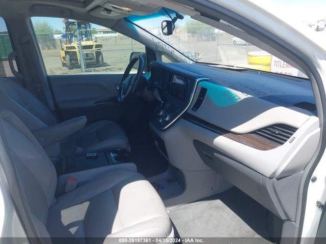 Toyota Sienna Xle 8 Passenger 2016 5TDYK3DC2GS702282 Image 5