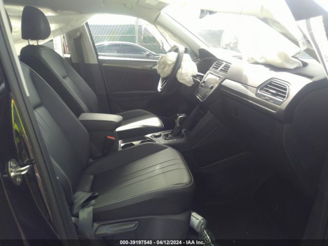 3VV2B7AX2NM118208 Volkswagen Tiguan 2.0t Se