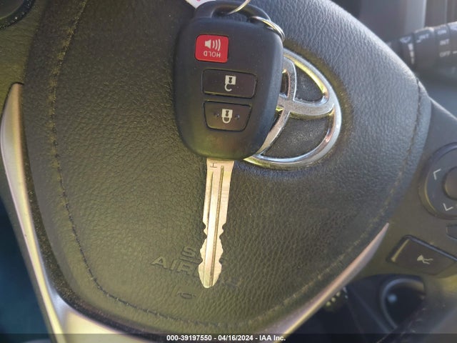 Toyota Rav4 Xle 2017 2T3WFREV9HW389312 Image 11