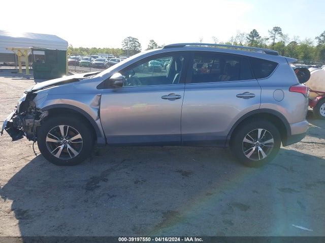 Toyota Rav4 Xle 2017 2T3WFREV9HW389312 Image 14