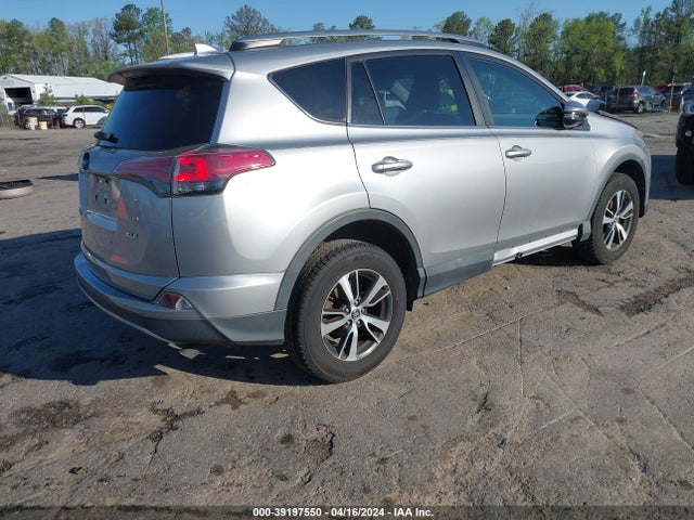 Toyota Rav4 Xle 2017 2T3WFREV9HW389312 Image 4