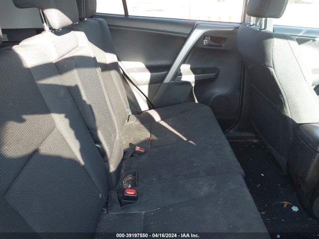 Toyota Rav4 Xle 2017 2T3WFREV9HW389312 Image 8