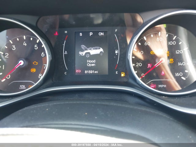 3C4NJCBB6JT122319 Jeep Compass Latitude Fwd