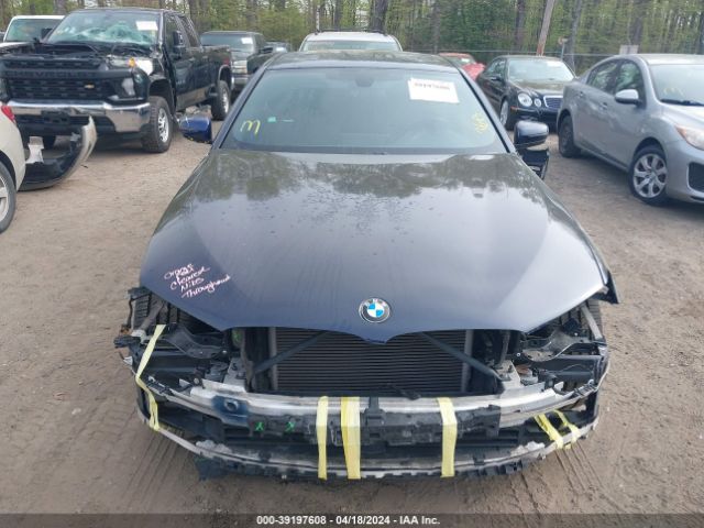 WBAJE7C30HG887037 BMW 540i Xdrive