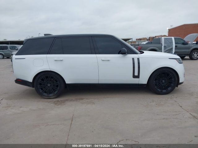 SALKPBE79NA002801 Land Rover New Range Rover P530 Se