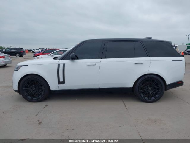 SALKPBE79NA002801 Land Rover New Range Rover P530 Se
