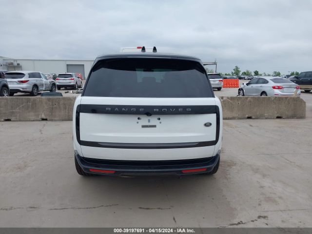 SALKPBE79NA002801 Land Rover New Range Rover P530 Se