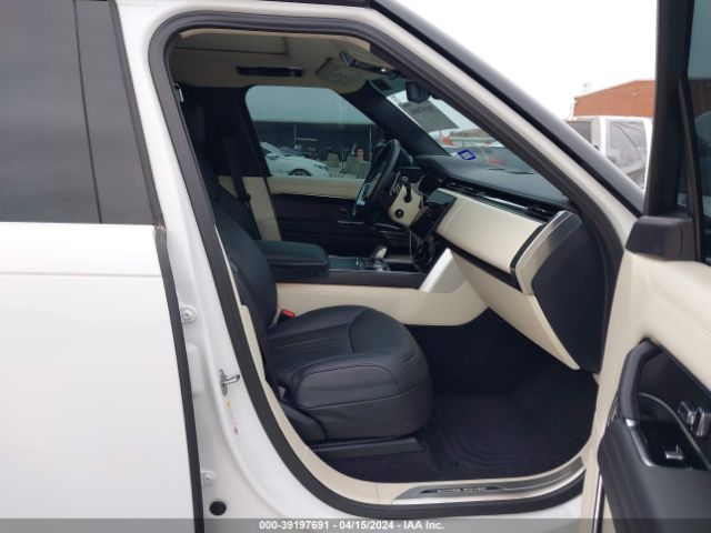 SALKPBE79NA002801 Land Rover New Range Rover P530 Se