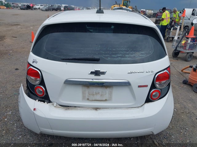 Chevrolet Sonic Ltz Auto 2015 1G1JE6SB8F4189353 Image 15