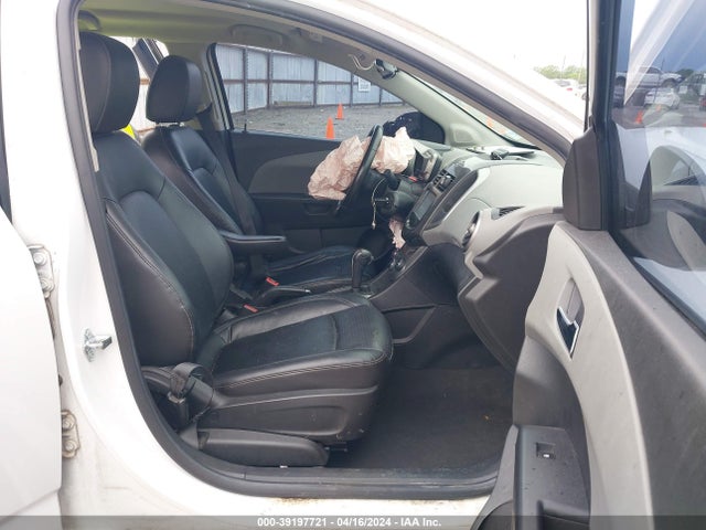 Chevrolet Sonic Ltz Auto 2015 1G1JE6SB8F4189353 Image 5