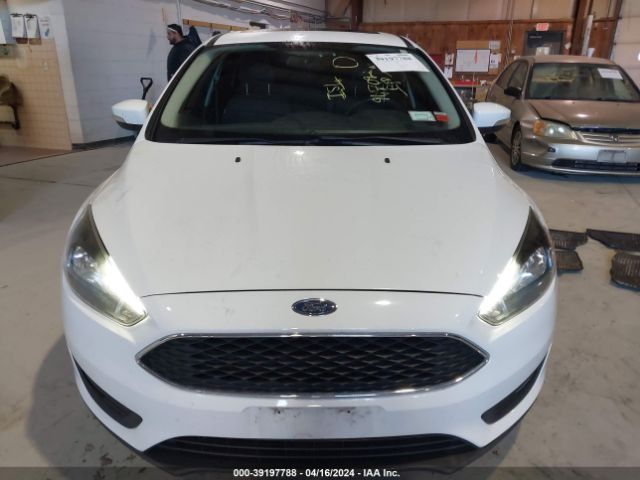 1FADP3H24JL225886 Ford FOCUS SEL