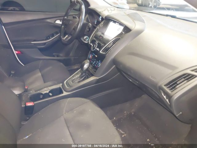 1FADP3H24JL225886 Ford FOCUS SEL