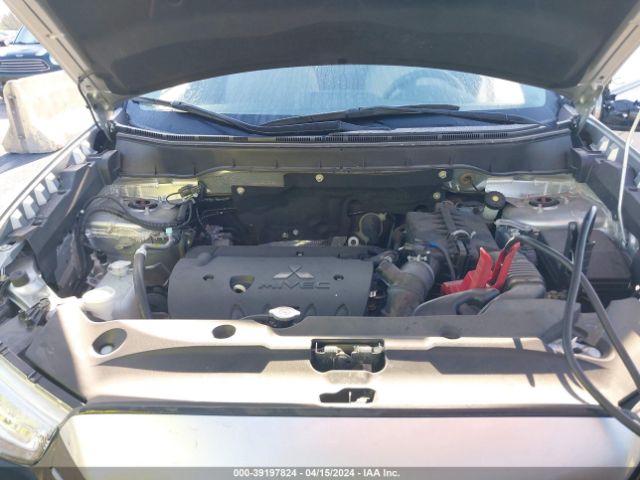 JA4AR3AU7JZ012764 Mitsubishi Outlander Sport 2.0 Es