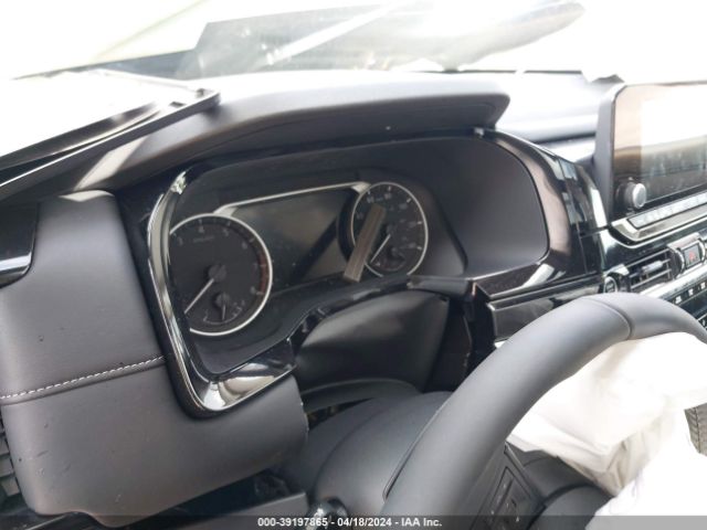 5N1DR3BD1RC263677 Nissan Pathfinder Sv 4wd