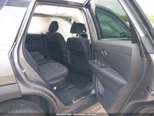 5N1DR3BD1RC263677 Nissan Pathfinder Sv 4wd