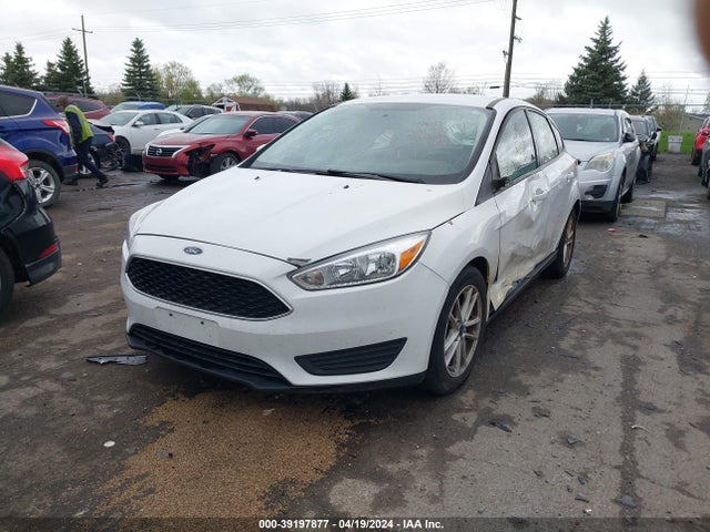 Ford FOCUS SE 2017 1FADP3K20HL216654 Image 2