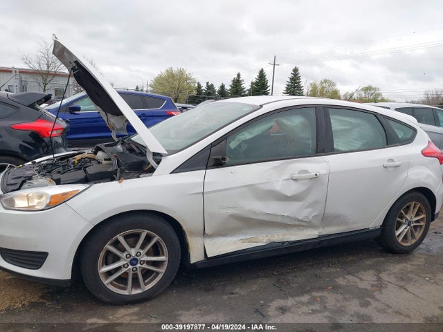 Ford FOCUS SE 2017 1FADP3K20HL216654 Image 6