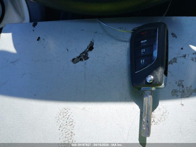 Toyota CAMRY LE 2018 JTNB11HK0J3015272 Image 11