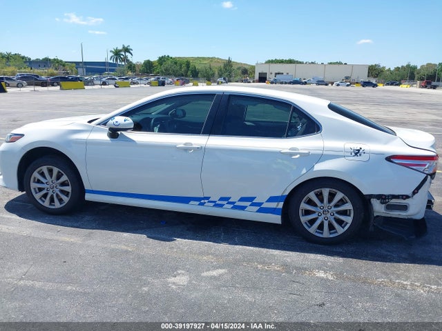 Toyota CAMRY LE 2018 JTNB11HK0J3015272 Image 15