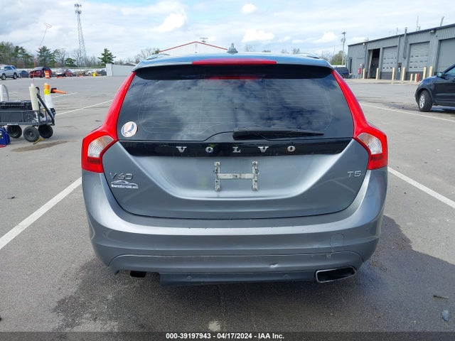 Volvo V60 T5 Drive-e Premier 2016 YV140MEK5G1319458 Image 17