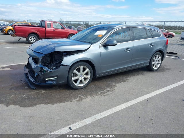 Volvo V60 T5 Drive-e Premier 2016 YV140MEK5G1319458 Image 2