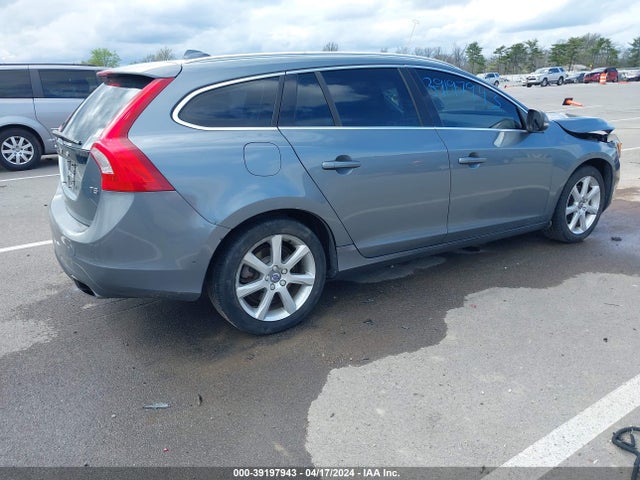 Volvo V60 T5 Drive-e Premier 2016 YV140MEK5G1319458 Image 4