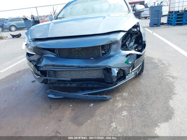 Volvo V60 T5 Drive-e Premier 2016 YV140MEK5G1319458 Image 6