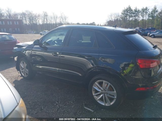 WA1ECCFSXJR018908 Audi Q3 2.0t Premium/2.0t Sport Premium