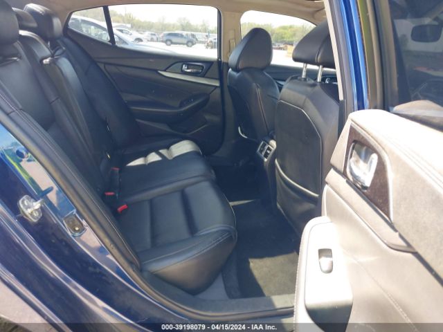 1N4AA6AP2HC457277 Nissan Maxima 3.5 Sl