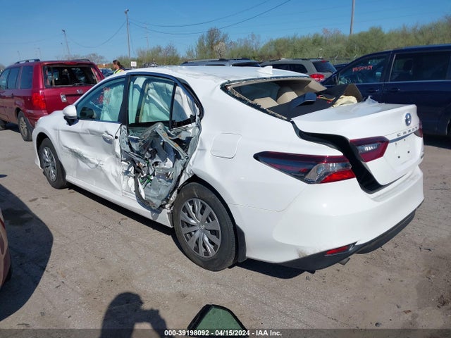 Toyota Camry Le Hybrid 2022 4T1C31AK7NU600035 Image 3