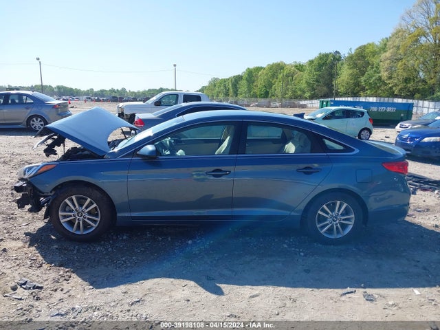 Hyundai SONATA SE 2017 5NPE24AF3HH552424 Image 15
