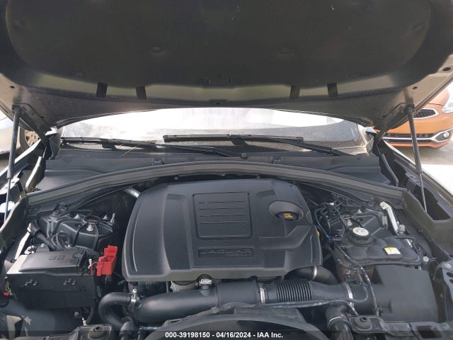 2018 JAGUAR F-PACE SADCL2FX8JA255516 Photo 9