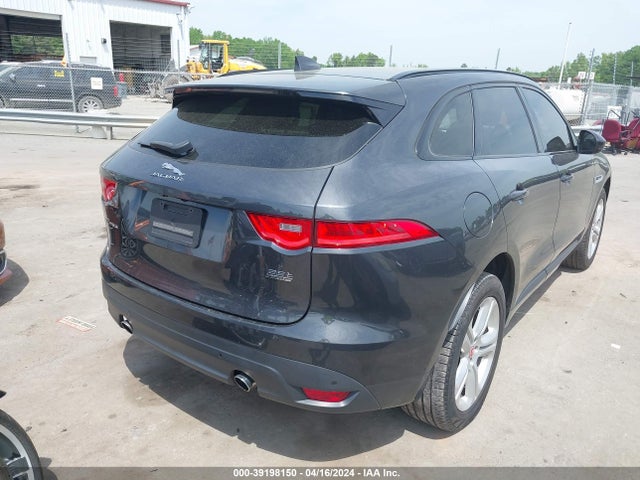 2018 JAGUAR F-PACE SADCL2FX8JA255516 Photo 3