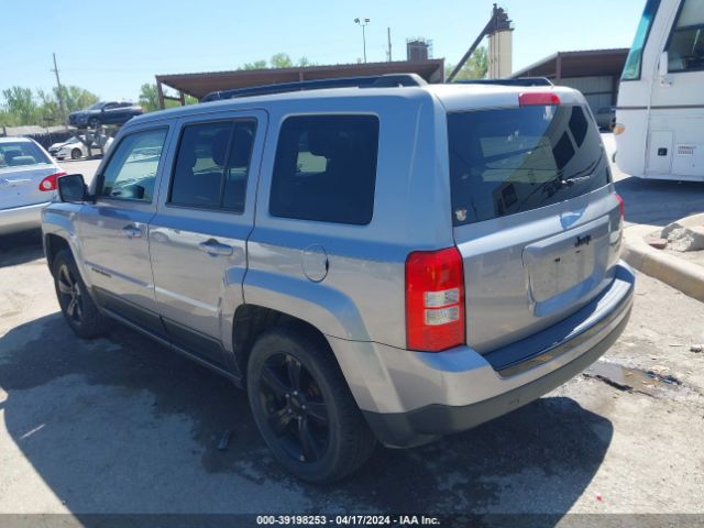 1C4NJPBAXFD328934 Jeep Patriot Altitude Edition