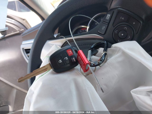 Toyota COROLLA LE 2016 5YFBURHE0GP377820 Image 11