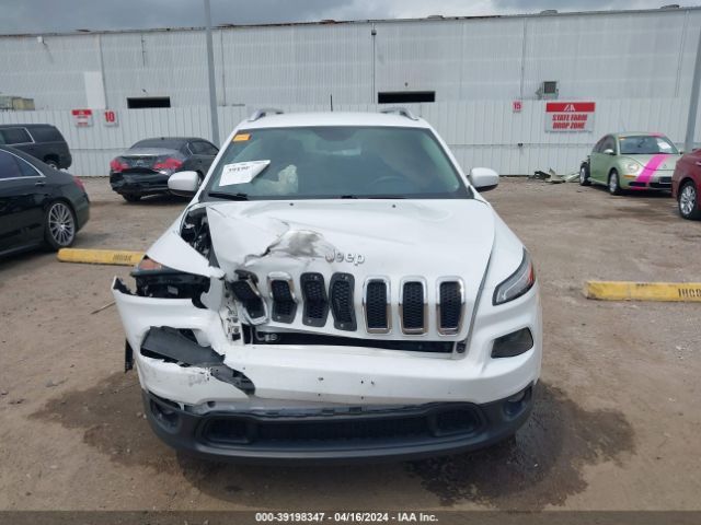 1C4PJLCS1GW128247 Jeep Cherokee Latitude