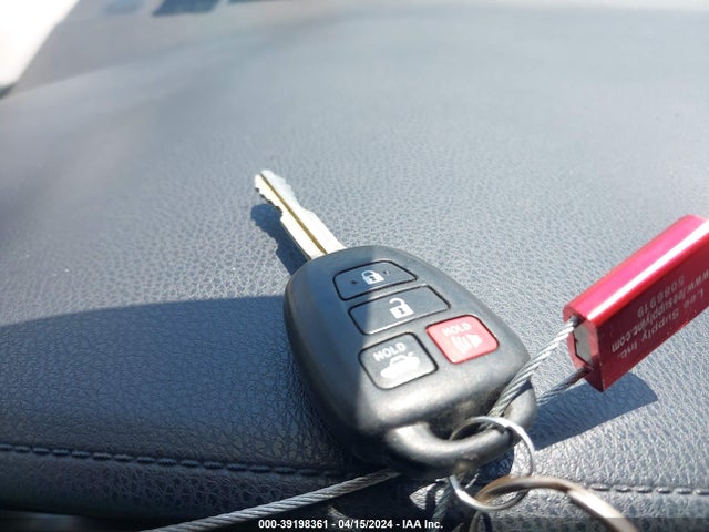 Toyota Corolla S Plus 2015 2T1BURHE8FC320506 Image 11
