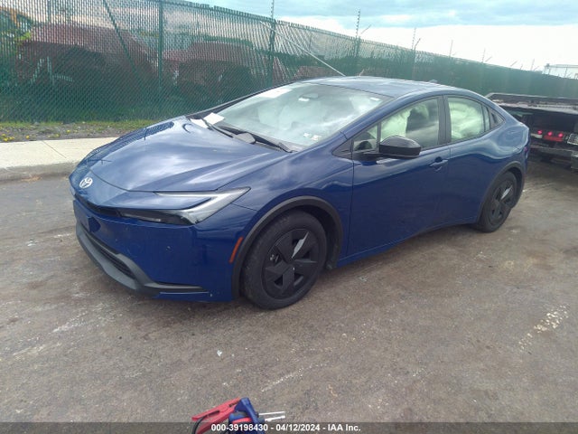 Toyota Prius Le 2023 JTDACAAU8P3003210 Image 2