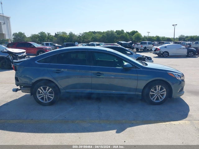 Hyundai SONATA SE 2016 5NPE24AF4GH313768 Image 13